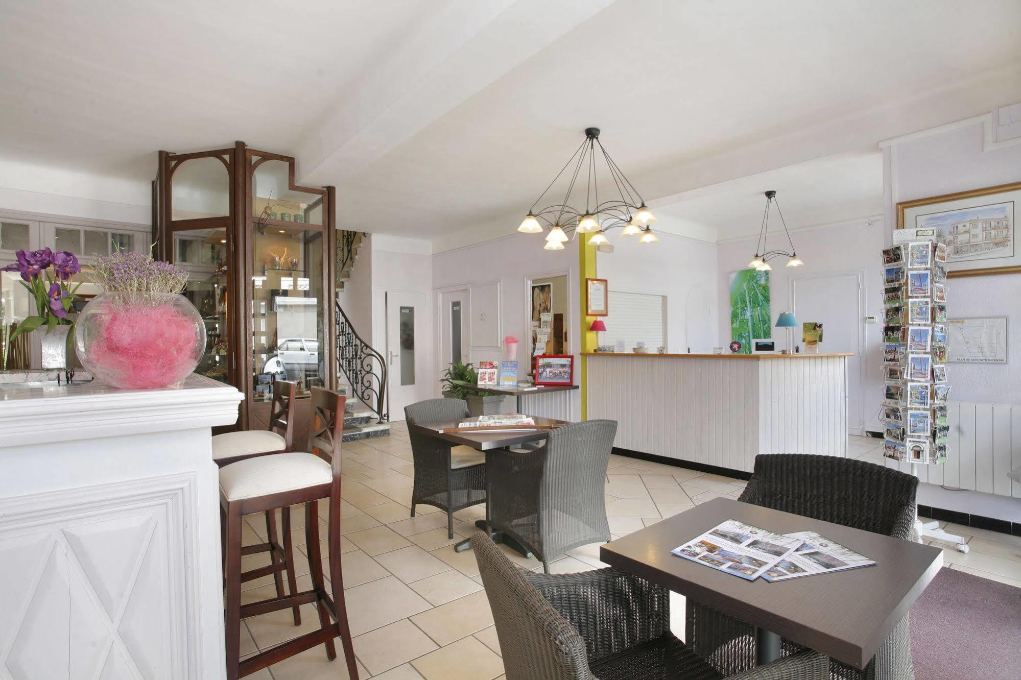 Hotel The Originals Perpignan Sud Le Grillon D'Or Le Boulou Luaran gambar