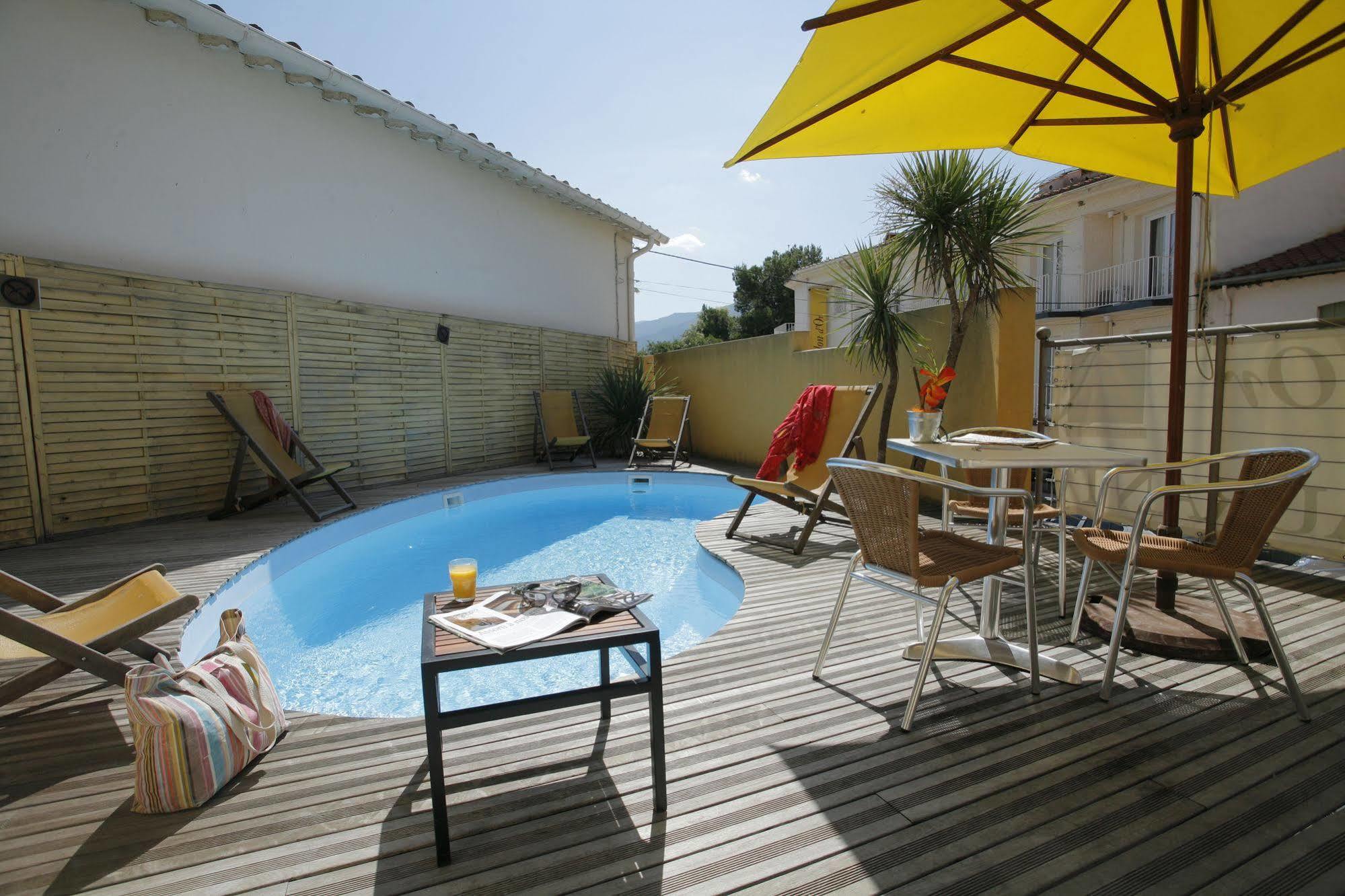 Hotel The Originals Perpignan Sud Le Grillon D'Or Le Boulou Luaran gambar
