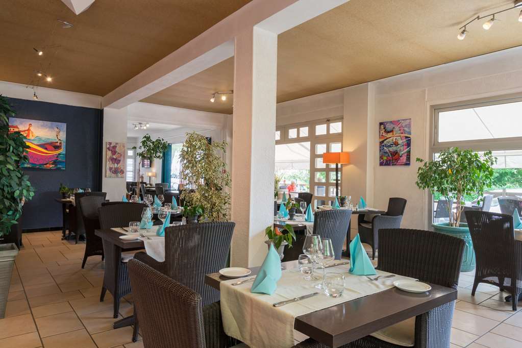 Hotel The Originals Perpignan Sud Le Grillon D'Or Le Boulou Restoran gambar